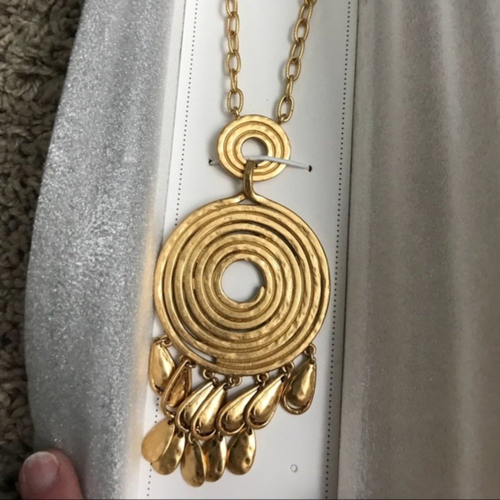 :: Stella & Dot🌟Dalilah Pendant Necklace - Picture 6 of 9